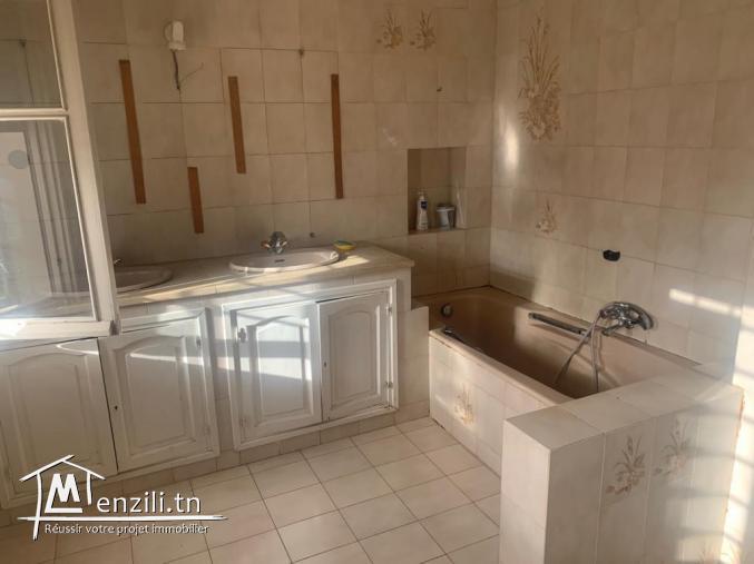 Villa sur Rue Moheddine Klibi, Manar 2