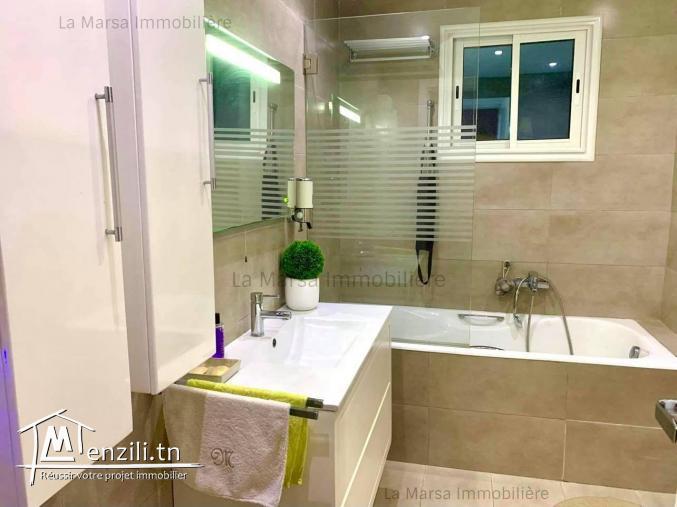 A Louer rdc s3 avec piscine et jardin à Gammarth