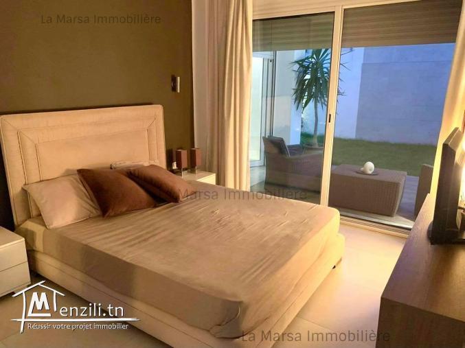 A Louer rdc s3 avec piscine et jardin à Gammarth