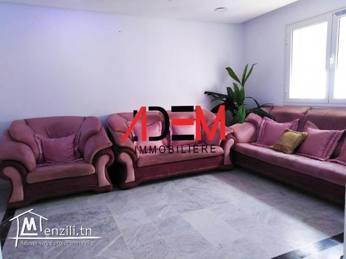 Appartement S2 meublé et avec abri voiture