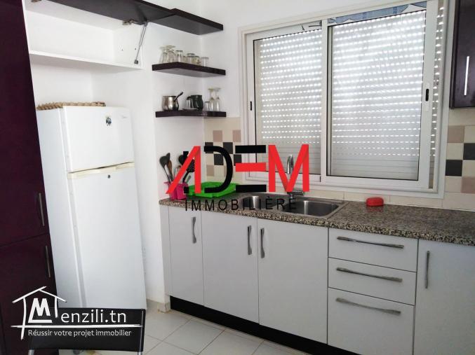 Appartement S2 meublé et avec abri voiture