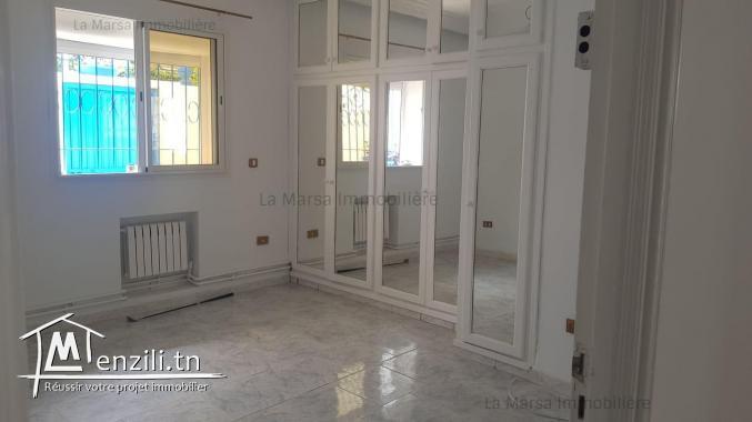 A Louer un rdc s3 avec jardin à Sidi Daoued