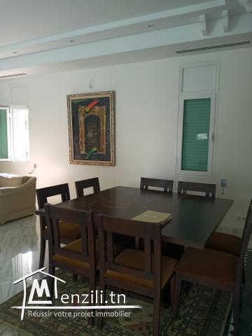 A vendre magnifique maison de 450 m2 dans station balnéaire proche de la mer