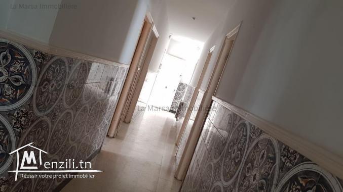 A Louer un étage s5 sur la route du relais, la Marsa