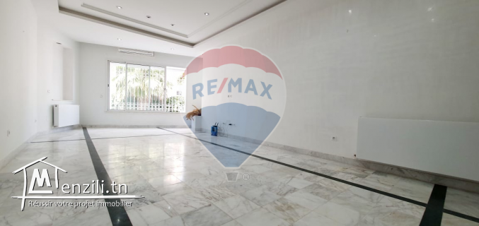 S+3 haut standing à La Marsa Corniche à Vendre