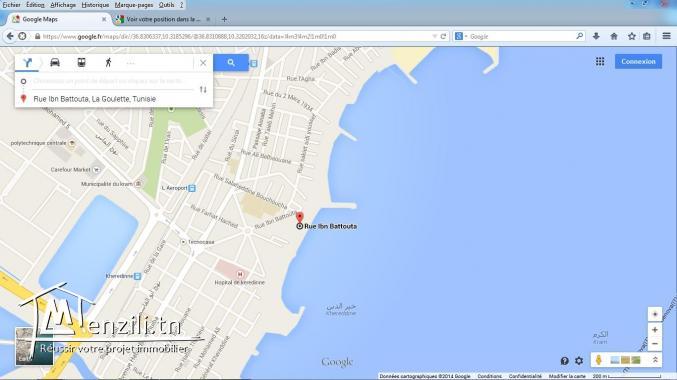 S plus3 thd pied dans l eau kheiriddine plage