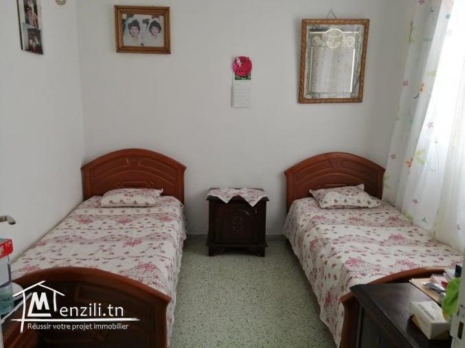 Etage de villa S+3 avec entrée indépendante