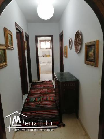 A louer au 2ème étage à l'année S+2