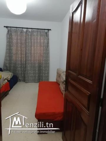 A louer au 2ème étage à l'année S+2