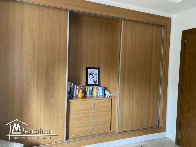 La Soukra Grand S+3 Tres Haut standing meubler ou vide