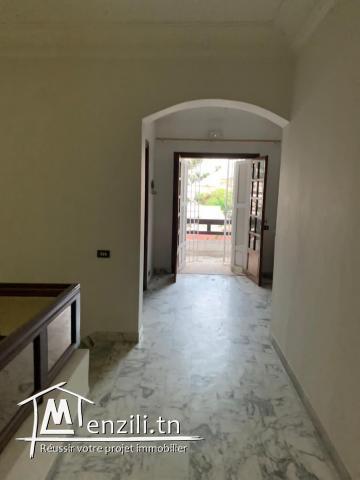 villa  Ariana Bourj Louzir  S+5 Zone Villa