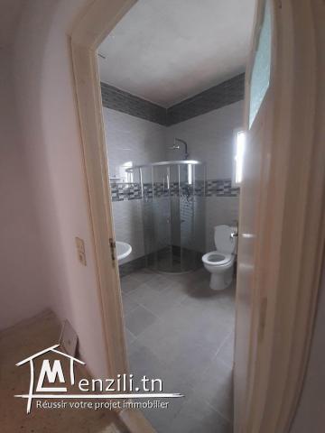 Maison sur 2 niveaux à BOHSINA prés de la route principale