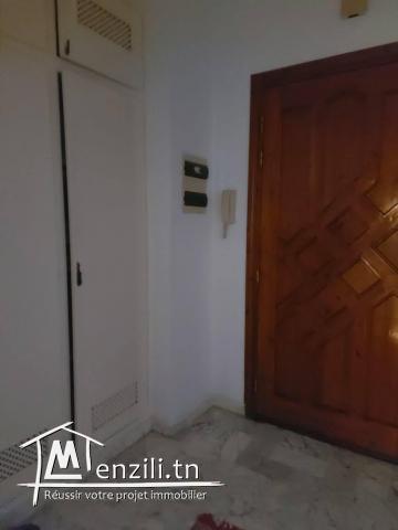 Particulier loue  Appt .S+3 Résidence Elyès La Soukra