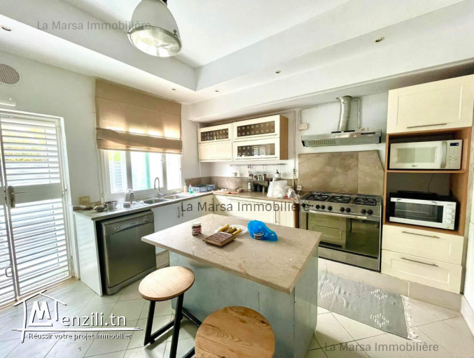 A Louer luxueuse villa s3 avec piscine et jardin à Carthage