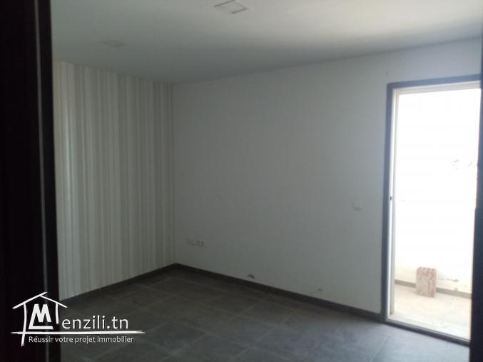 Bureau à Ariana à louer