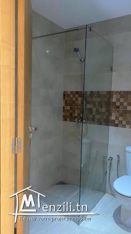 A louer s+2 haut standing avec place parking à cité el wahat aouina