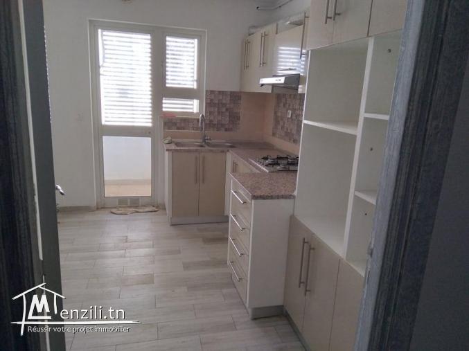 s+3 neuf avec place parking