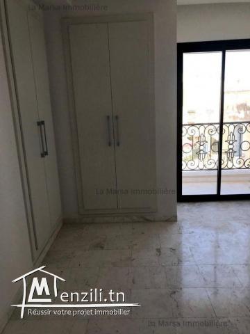 A Louer appartement s2 à proximité du Lycée Cailloux, la Marsa