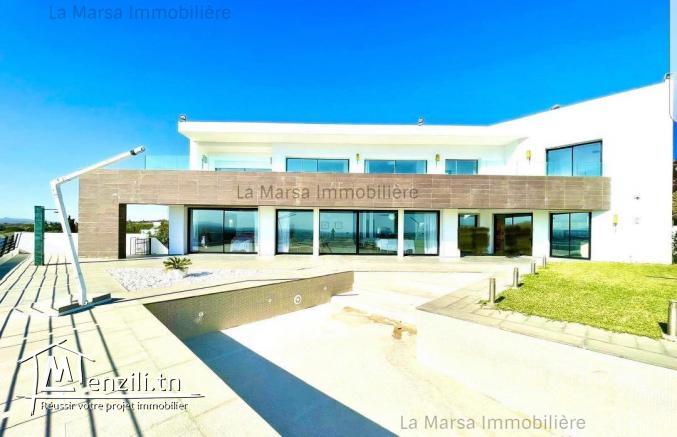A Vendre villa luxueuse vue mer avec piscine à Hammamet