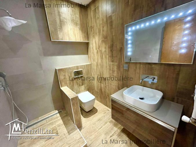 A Vendre luxueuse villa s4 avec piscine à La Soukra