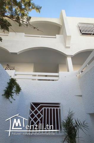 V I L L A   3   N I V E A U X    A   E L   M E N Z E H   9 A