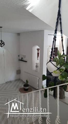 V I L L A   3   N I V E A U X    A   E L   M E N Z E H   9 A