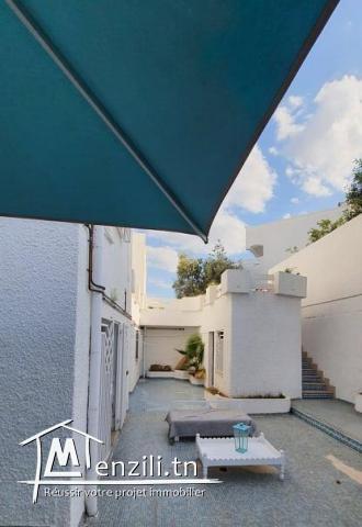 V I L L A   3   N I V E A U X    A   E L   M E N Z E H   9 A