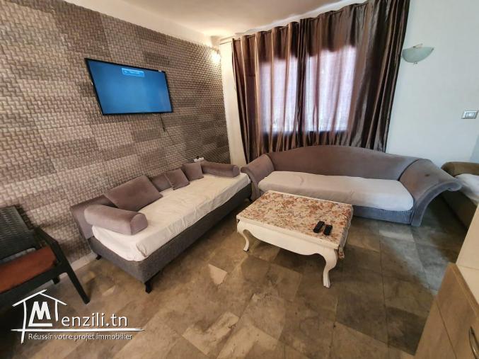 A louer à la marsa appartement richement meublé