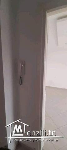 A louer une maison citée riath kèlibia