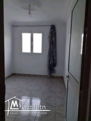 منزل للكراء على طول عام