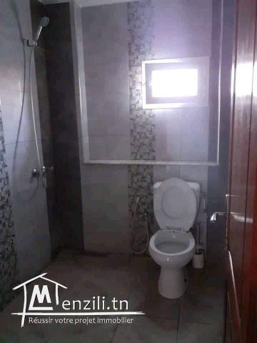 منزل للكراء على طول عام