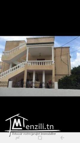 villa triple façades, 2 étages à marsa ennassim quartier résidentiel