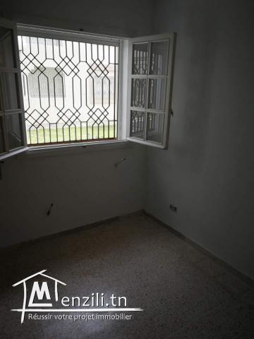 Appart en bon état à Cite Ennour Jaafar