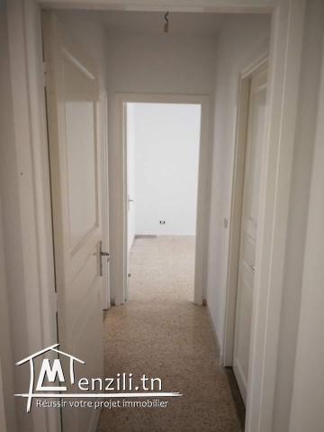 Appart en bon état à Cite Ennour Jaafar