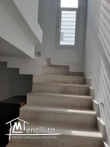 Duplex à Omrane supérieur