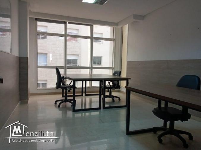 Bureau meublé prêt à être utilisé (Lac 2)