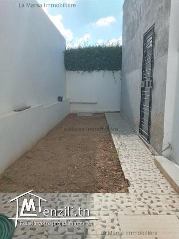 A Louer appartement s2 avec jardin à La Marsa