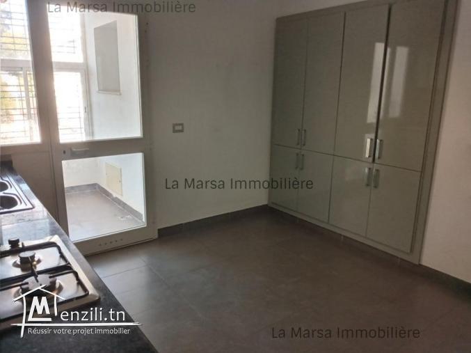 A Louer un bel appartement s3 à La Marsa