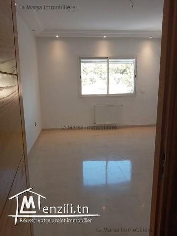 A Louer un bel appartement s3 à La Marsa