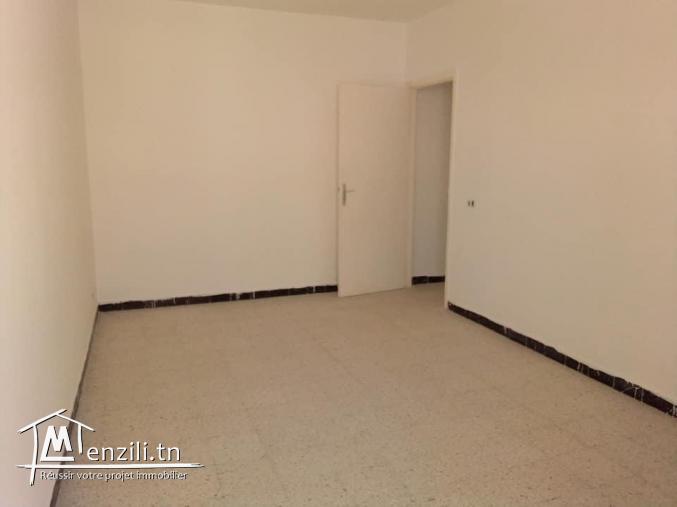 un appartement cité mileha s+3