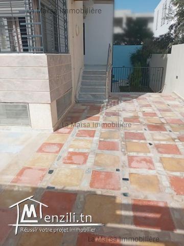 A Louer rdc s3 avec piscine aux Jardins de Carthage