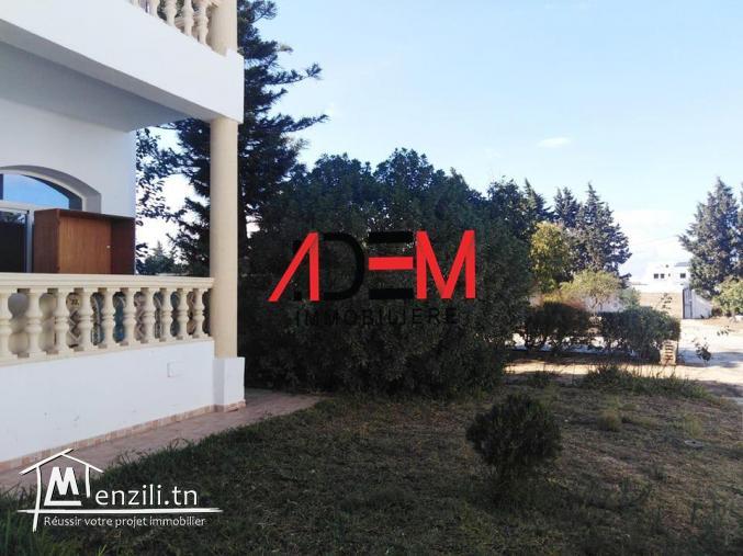 Spacieux RDC meublé avec jardin et garage