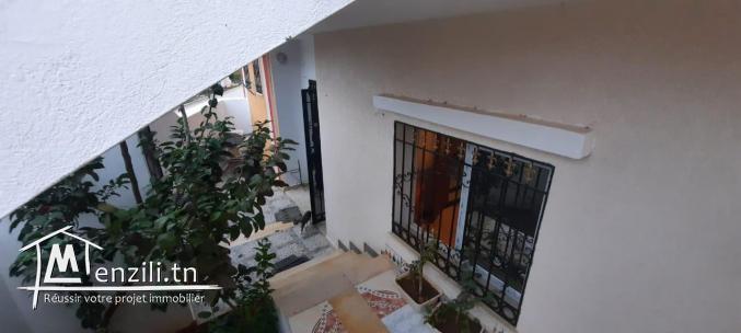 A vendre villa S+4 situé à Manaret Hammamet  en face Aziza 
