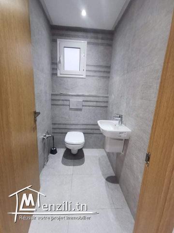 un luxueux appartement s+2 jamais habité