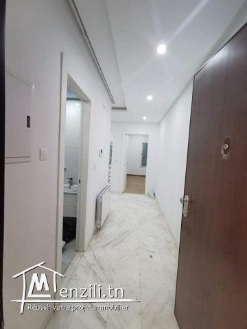 un appartement jamais habité s+1 avec une place de parking sous sol