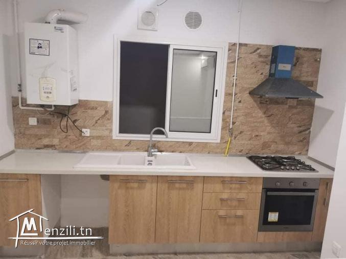 un appartement jamais habité s+1 avec une place de parking sous sol
