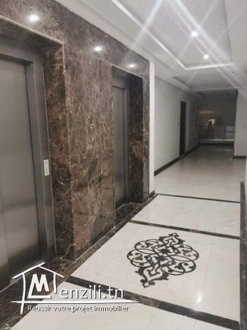 un appartement jamais habité s+1 avec une place de parking sous sol