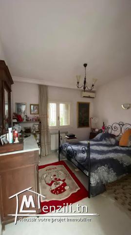 a vendre villa s+6 au lac1