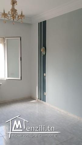 A louer tres bel appartement S+2