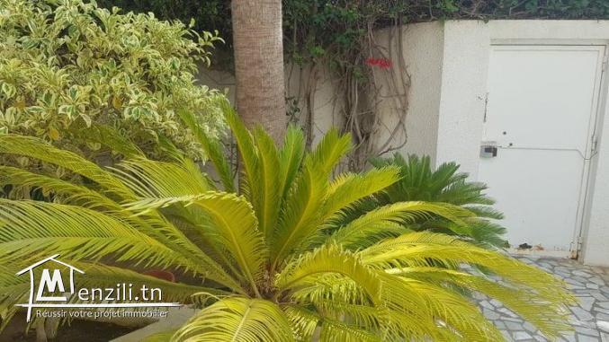 A vendre une belle villa s+4 a sidi daoued